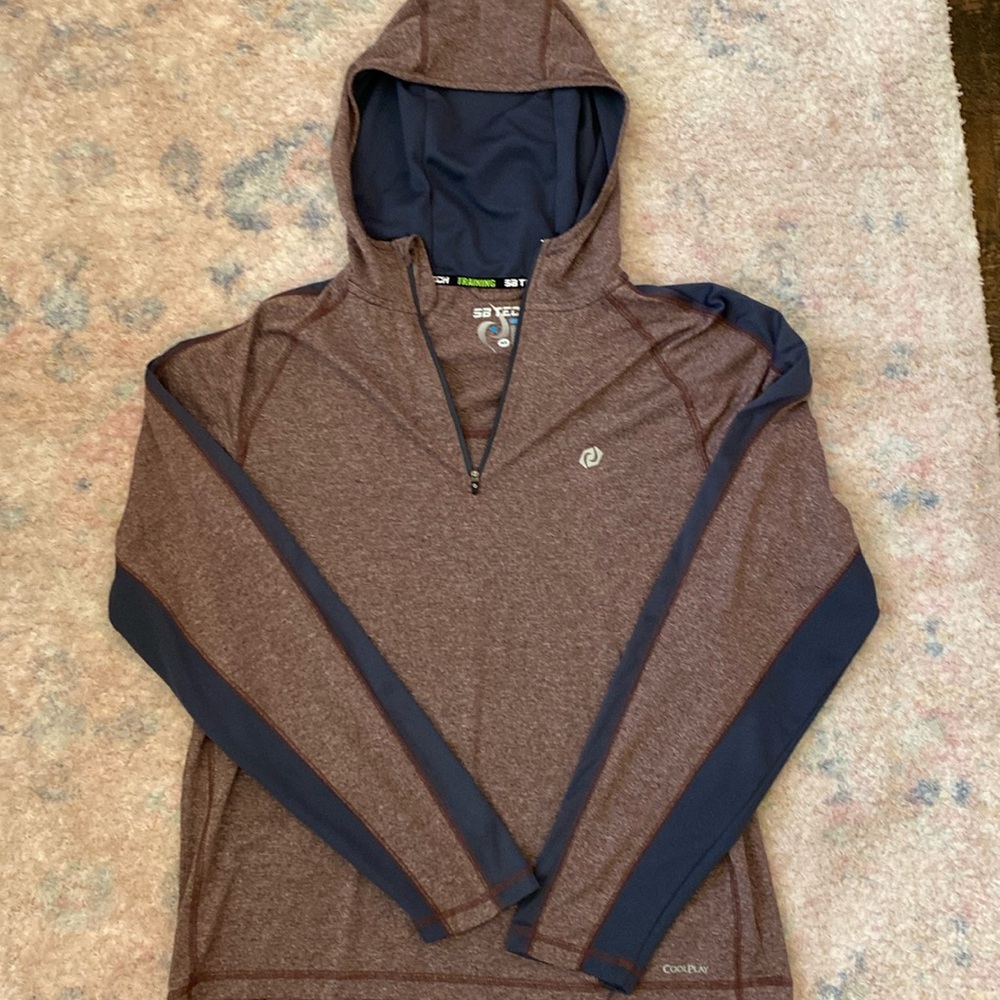 Men’s SB Tech hooded pullover